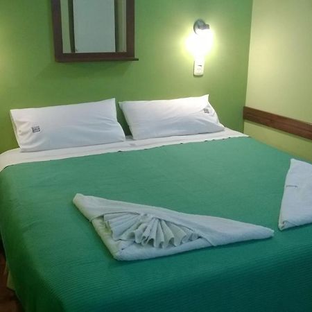 Hotel San Martin Реконкіста Екстер'єр фото